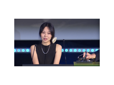 김민희 로카르노 영화제 최우수 연기상 수상하며 홍상수 감독과 자녀 언급